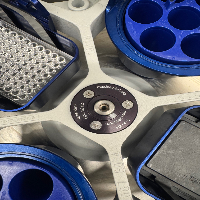 Eppendorf 5810R Refrigerated Centrifuge image 1